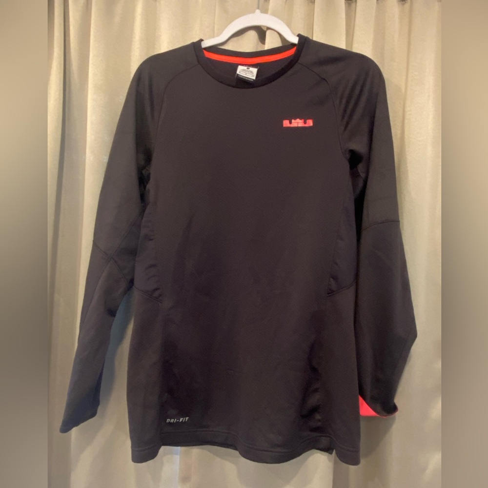 Nike dry fit long sleeve workout